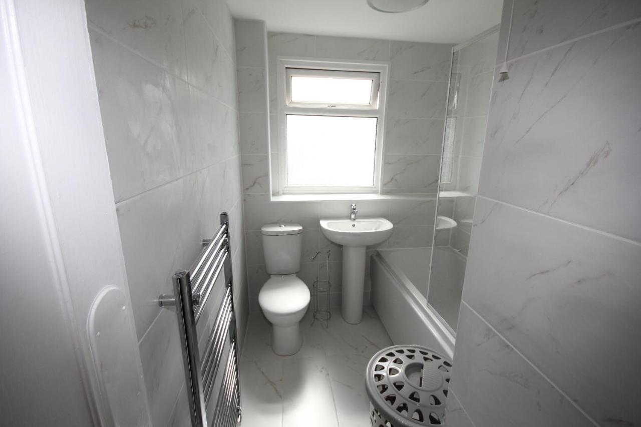 Holiday home The Greatfields Drive Hillingdon